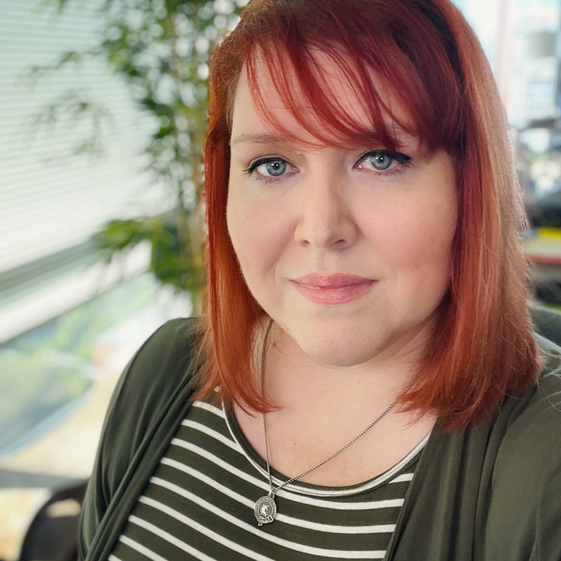 Zdjęcie portretowe Melanie Sumner.